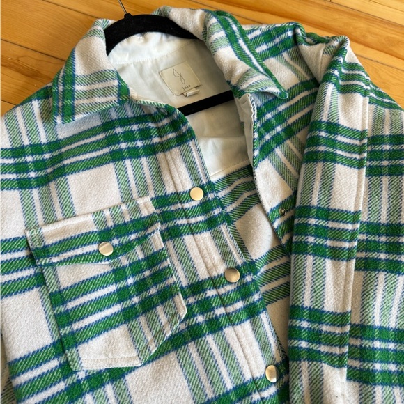 Joie Print Flap Pocket Shirt, medium size. - Picture 2 of 3